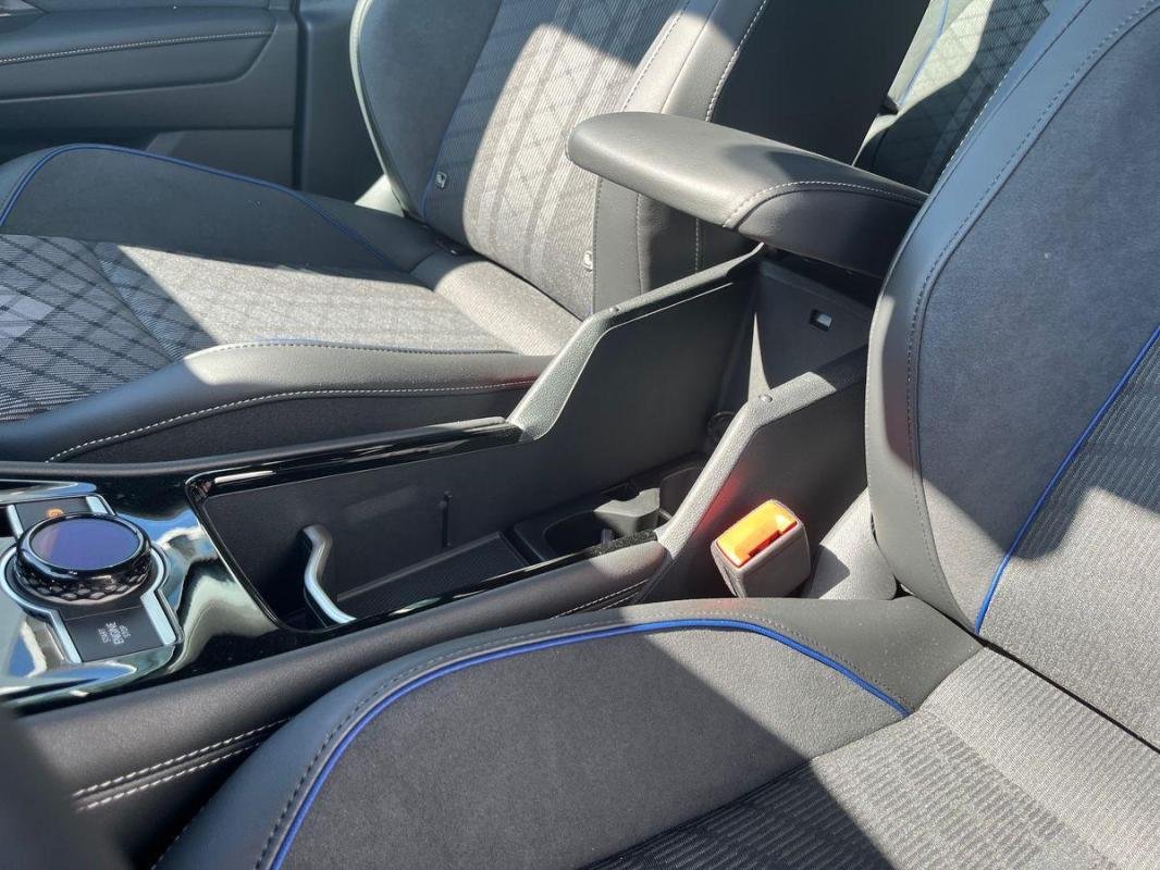 Volkswagen Tiguan - Photo 12