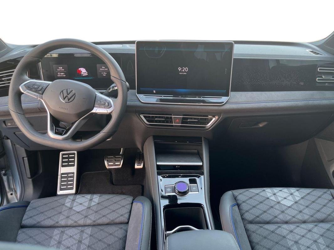 Volkswagen Tiguan - Photo 8