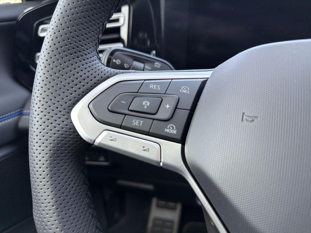 Volkswagen Tiguan - Photo 21