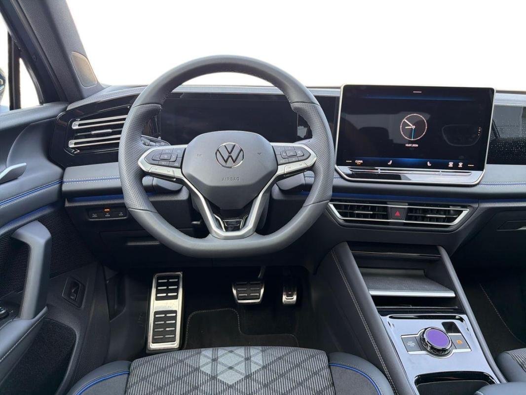 Volkswagen Tiguan - Photo 24
