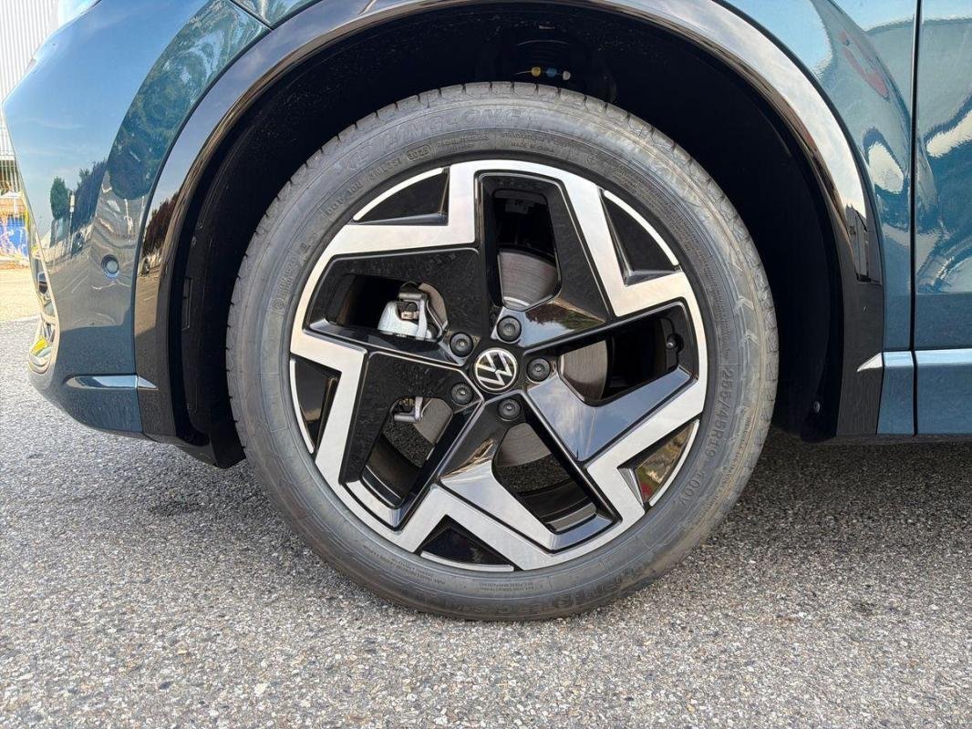 Volkswagen Tiguan - Photo 29