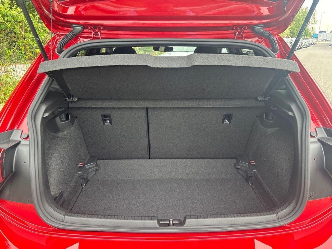Volkswagen Polo - Photo 31