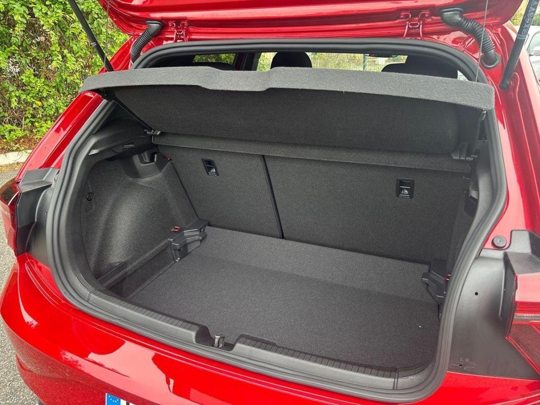 Volkswagen Polo - Photo 32