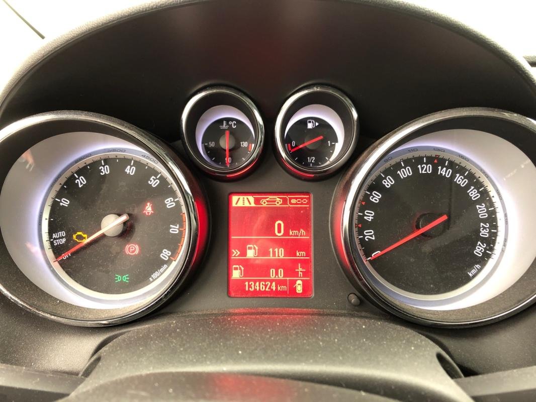 Opel Astra - Photo 12