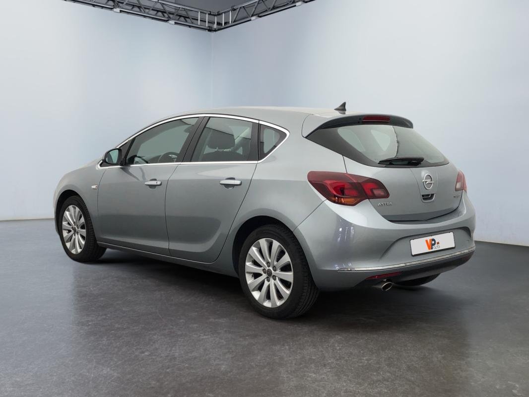 Opel Astra - Photo 3