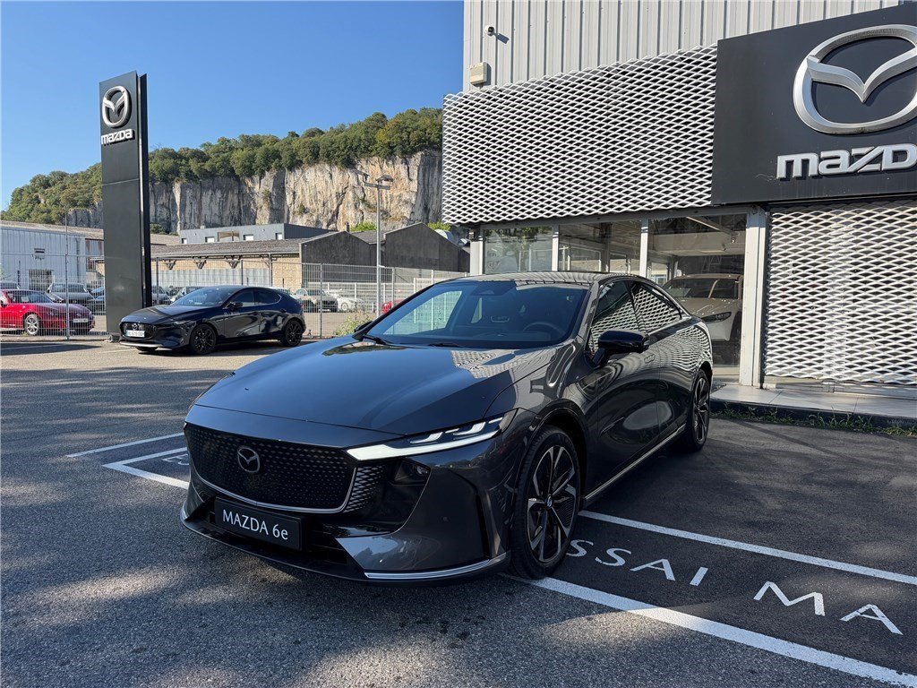 Mazda 6 - Photo 1
