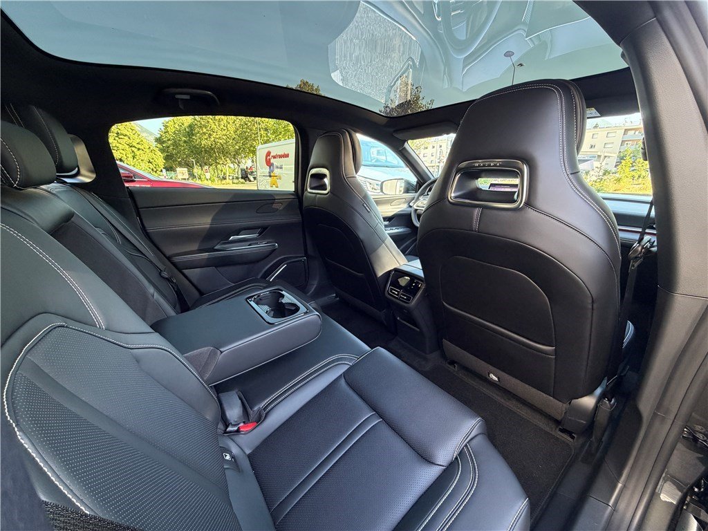 Mazda 6 - Photo 12