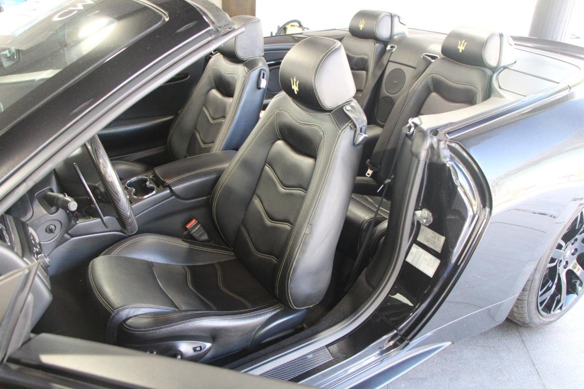 Maserati Grancabrio - Photo 12