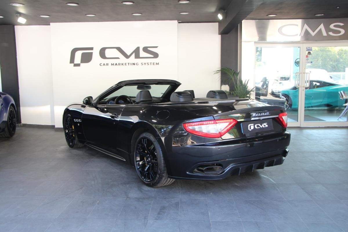 Maserati Grancabrio - Photo 9