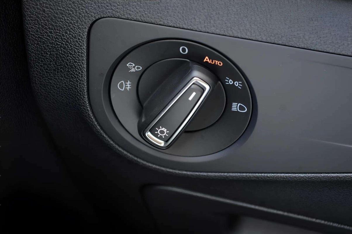 Volkswagen Tiguan - Photo 15
