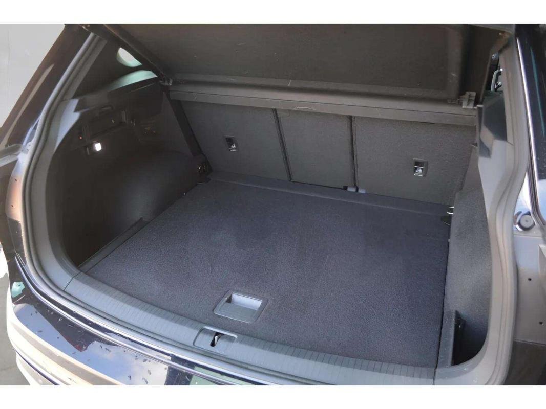 Volkswagen Tiguan - Photo 10