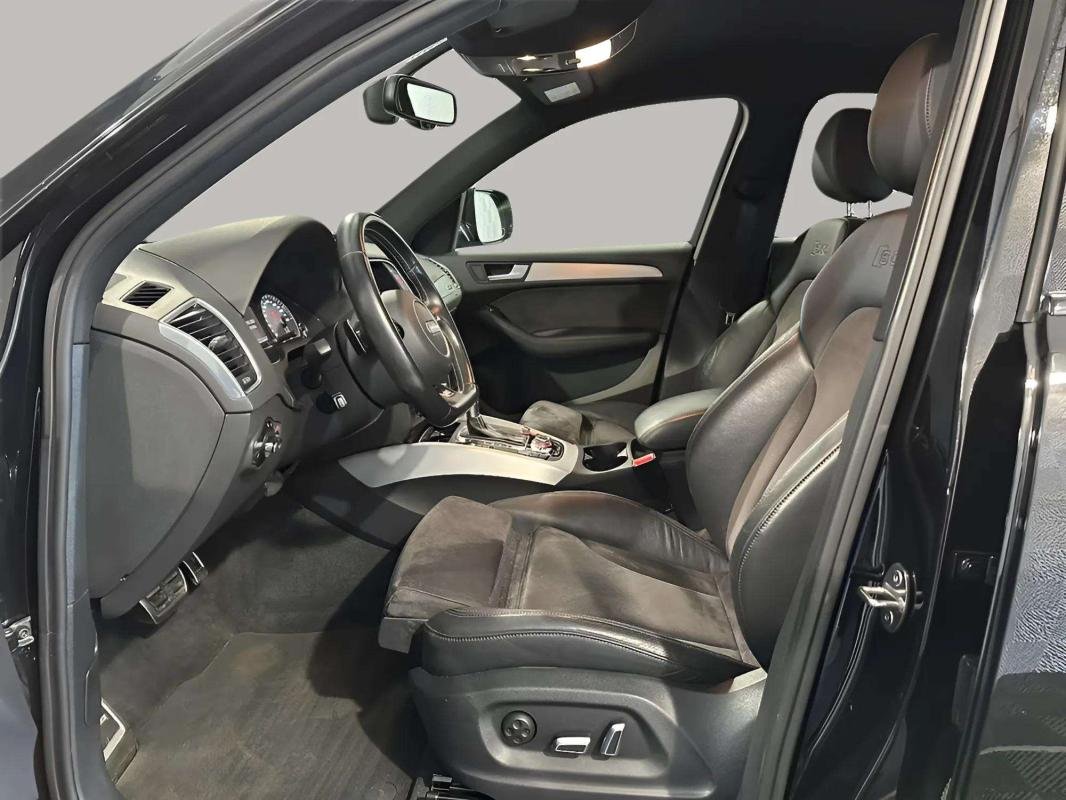 Audi SQ5 - Photo 11