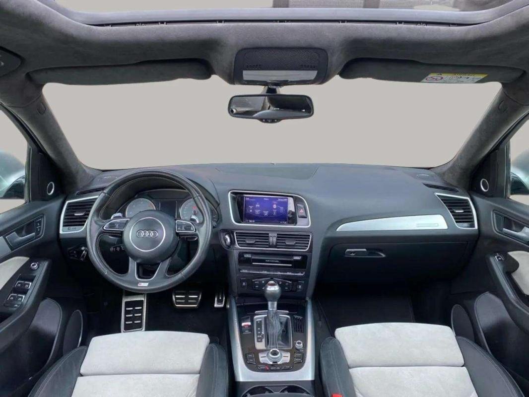 Audi SQ5 - Photo 11