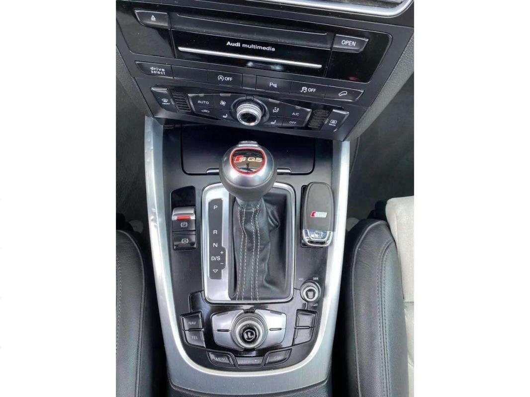 Audi SQ5 - Photo 12