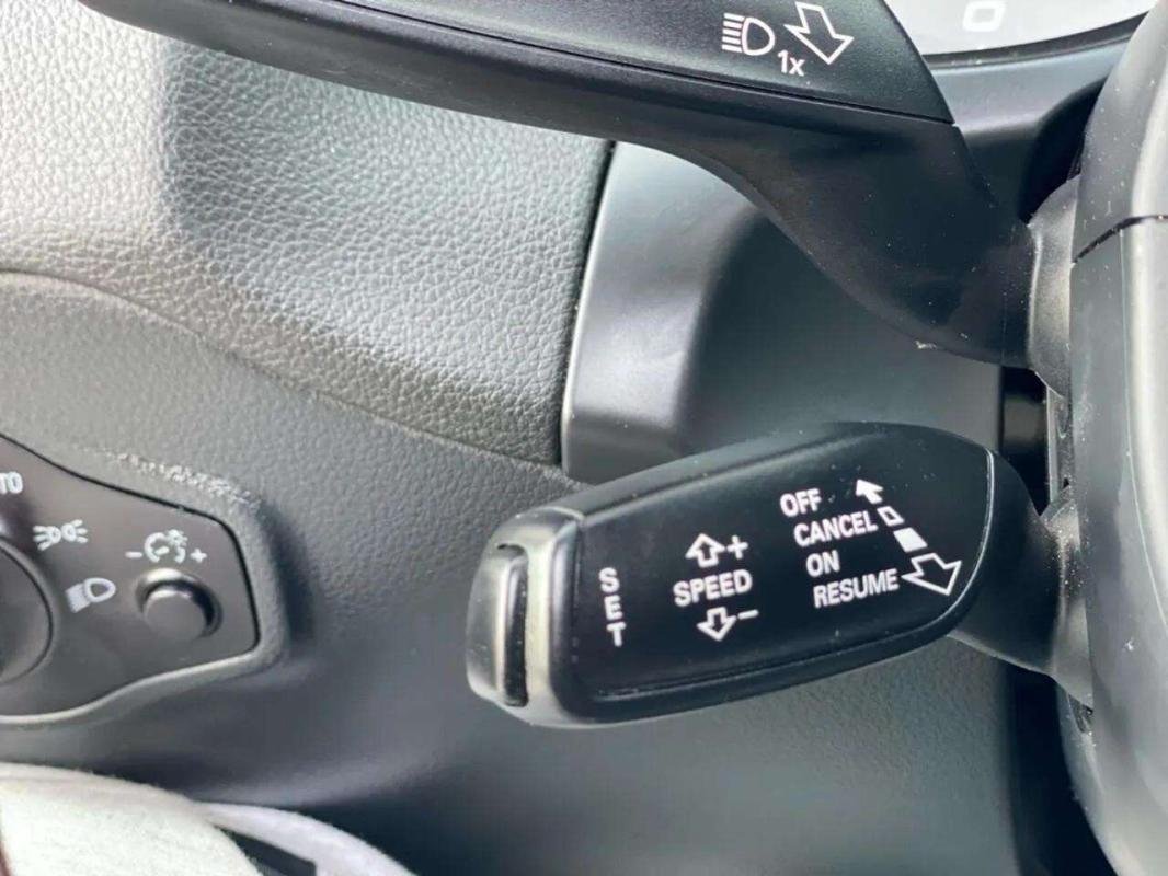 Audi SQ5 - Photo 14