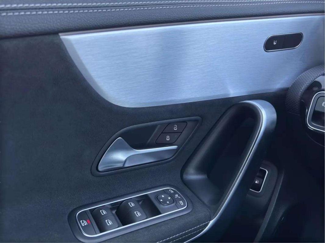 Mercedes Classe A - Photo 14