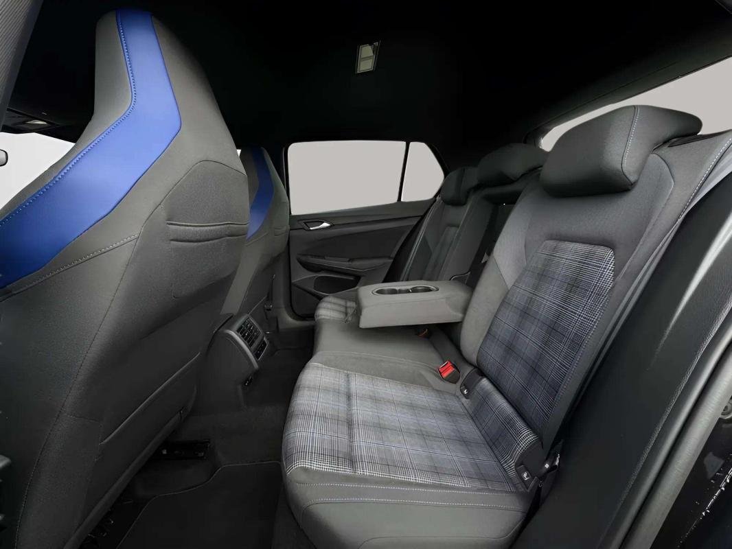 Volkswagen Golf - Photo 12