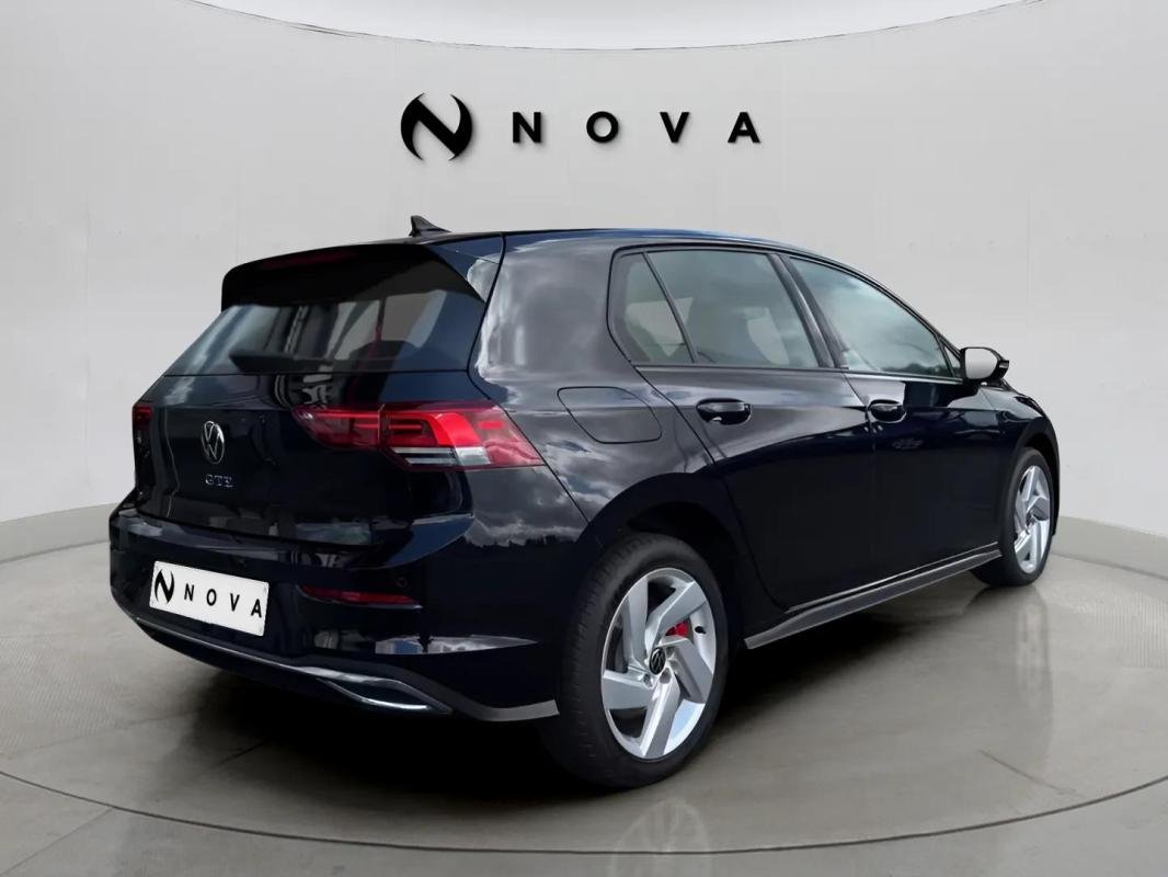 Volkswagen Golf - Photo 4