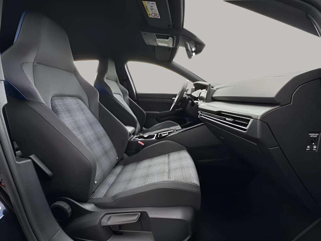 Volkswagen Golf - Photo 7