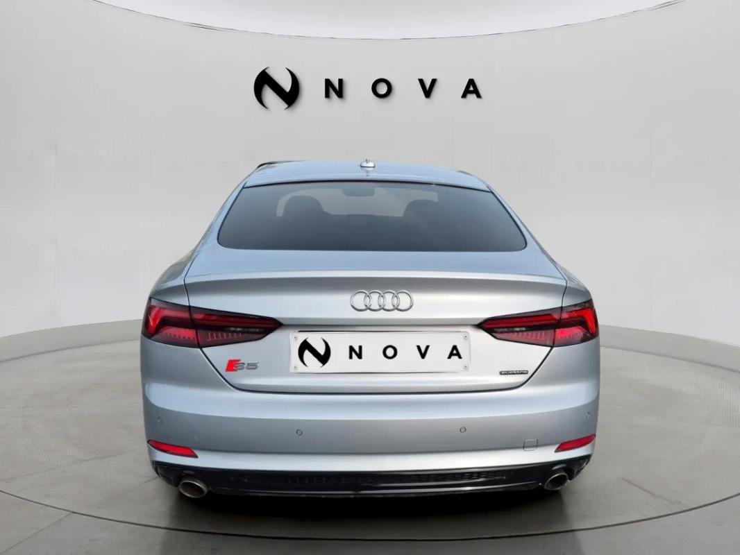 Audi A5 - Photo 4