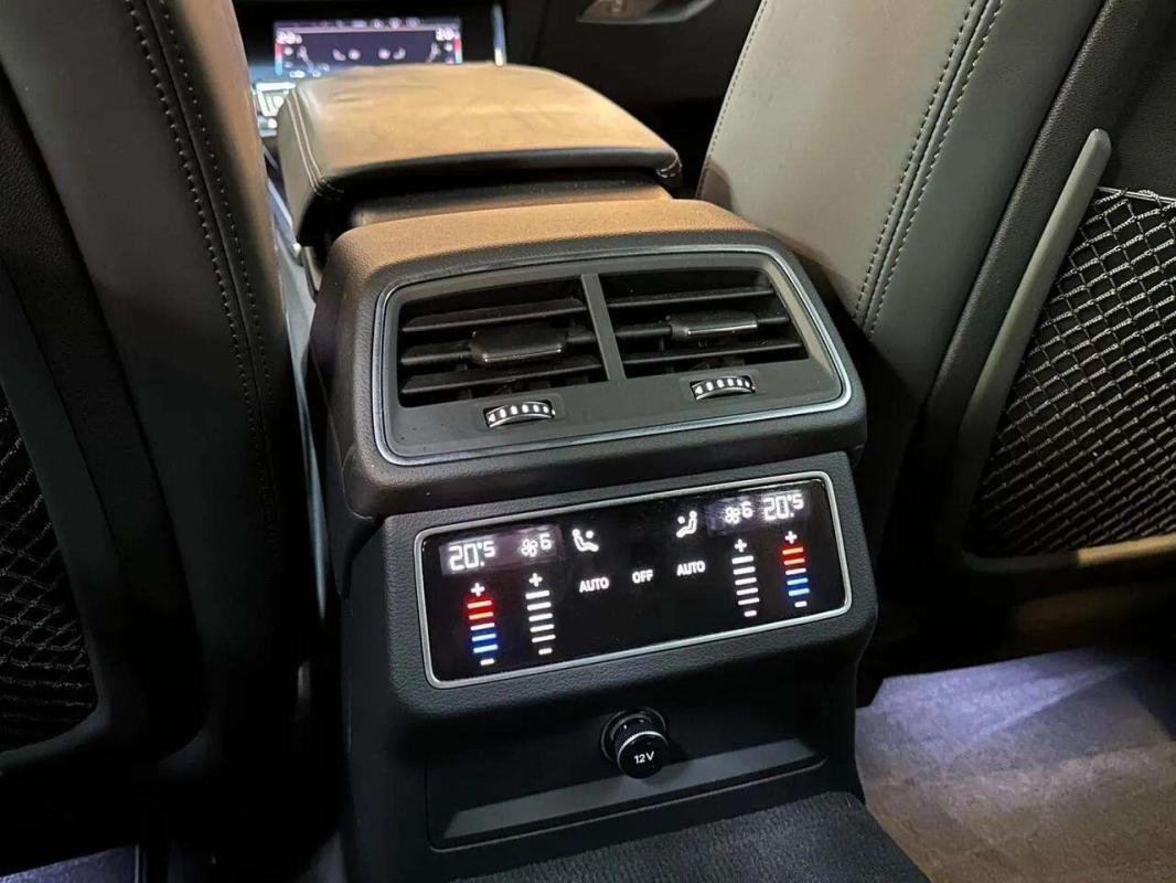 Audi A6 - Photo 7