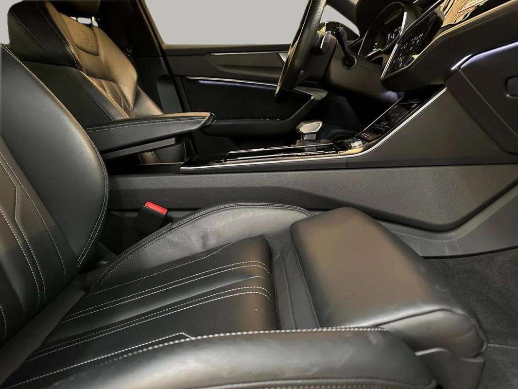 Audi A6 - Photo 9