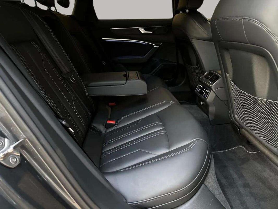 Audi A6 - Photo 10