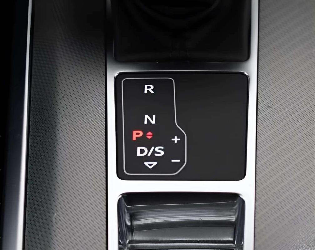 Audi A6 - Photo 9