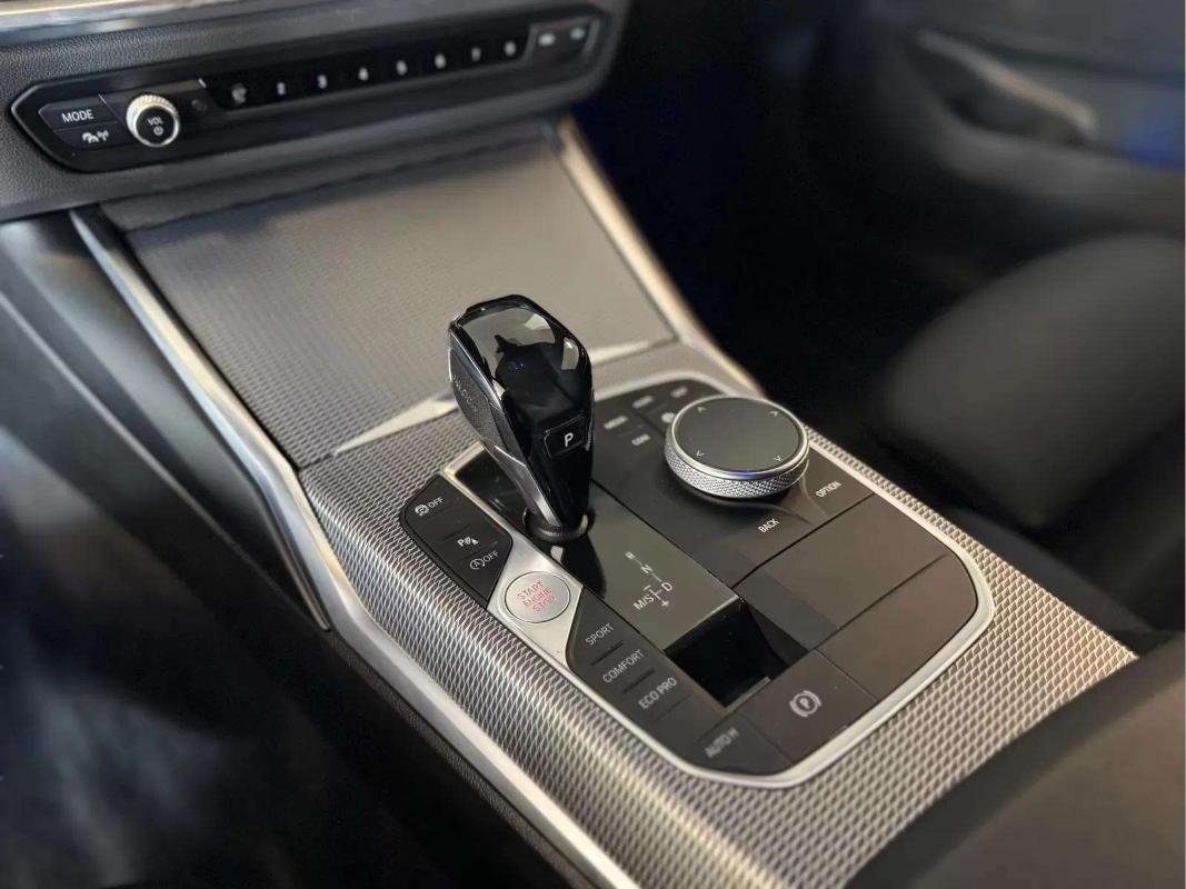 BMW 320d Touring - Photo 8