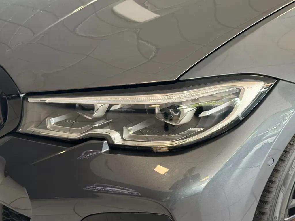 BMW 320d Touring - Photo 12