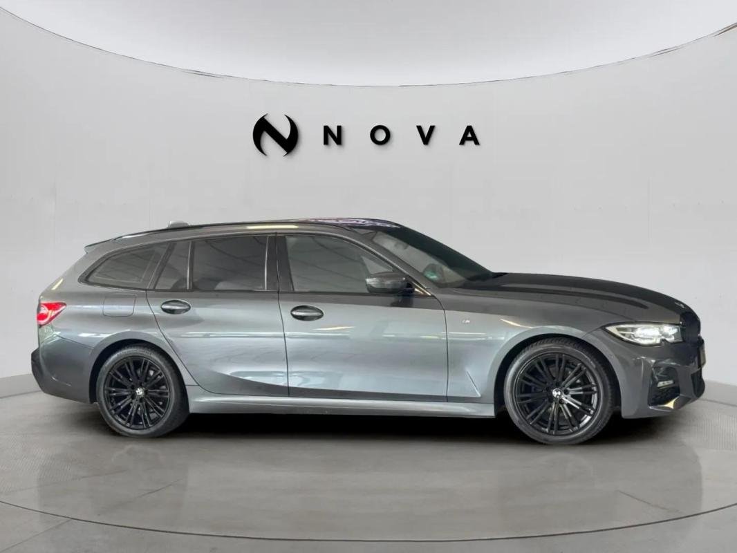 BMW 320d Touring - Photo 5