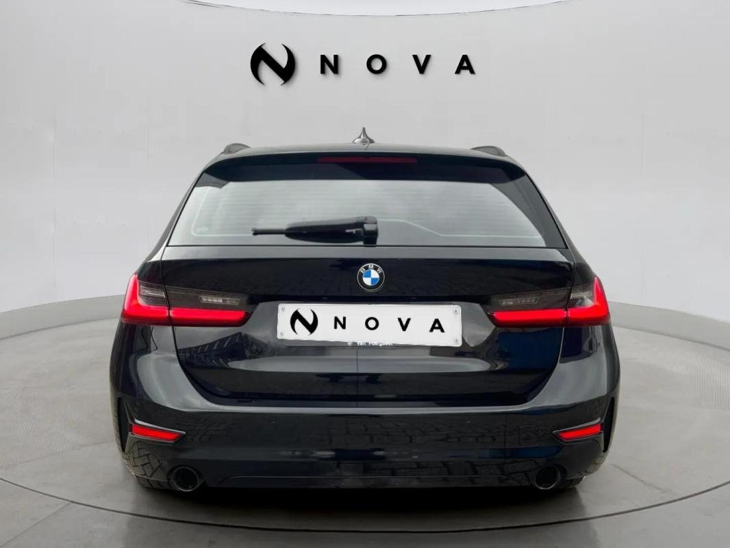 BMW 320d Touring - Photo 4