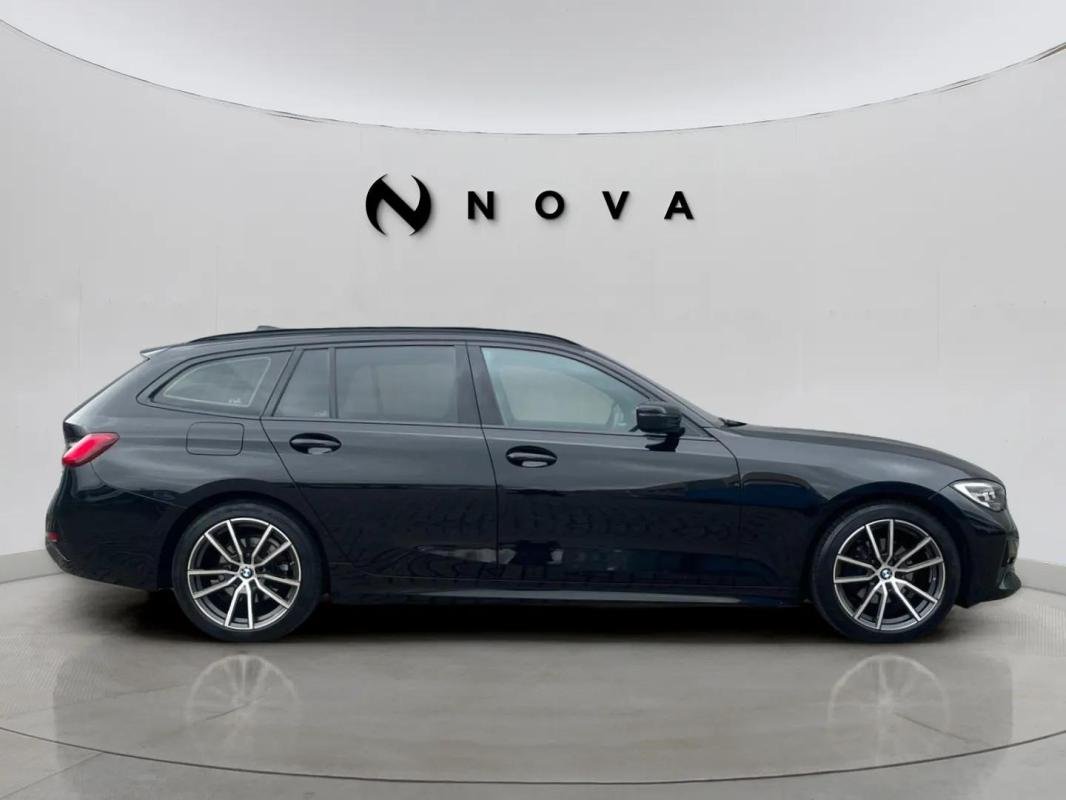 BMW 320d Touring - Photo 6