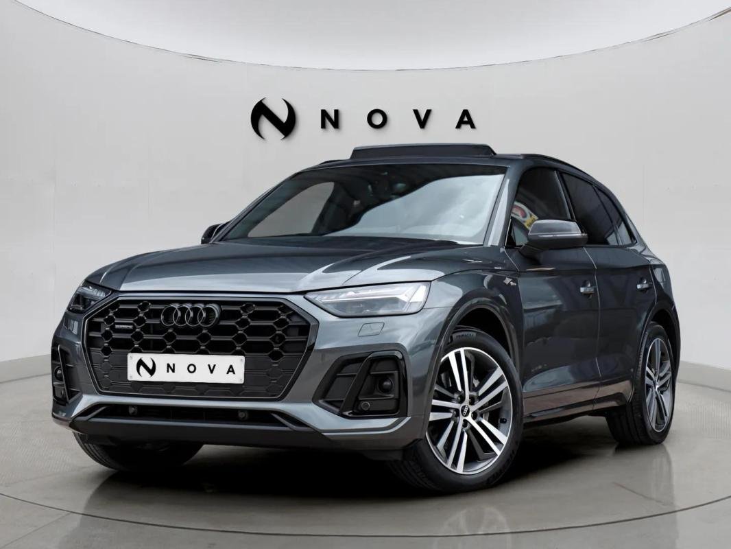 Audi Q5 - Photo 1