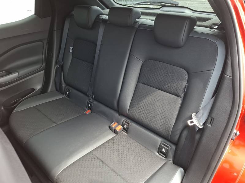 Nissan Juke - Photo 25