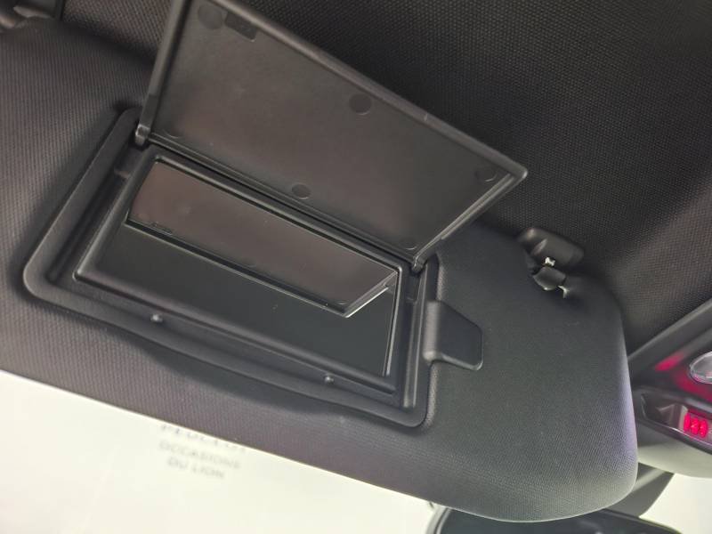Peugeot 2008 - Photo 32