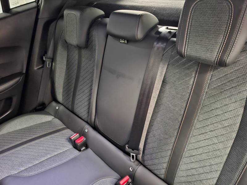 Peugeot 2008 - Photo 14