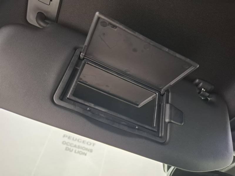 Peugeot 2008 - Photo 32