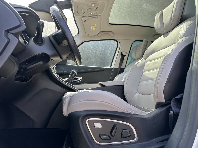Renault Scénic - Photo 14