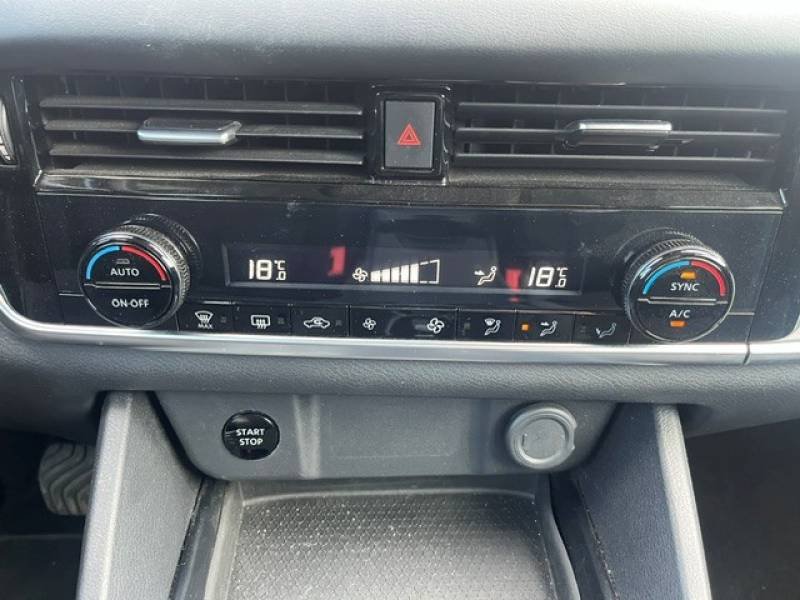 Nissan Qashqai - Photo 14