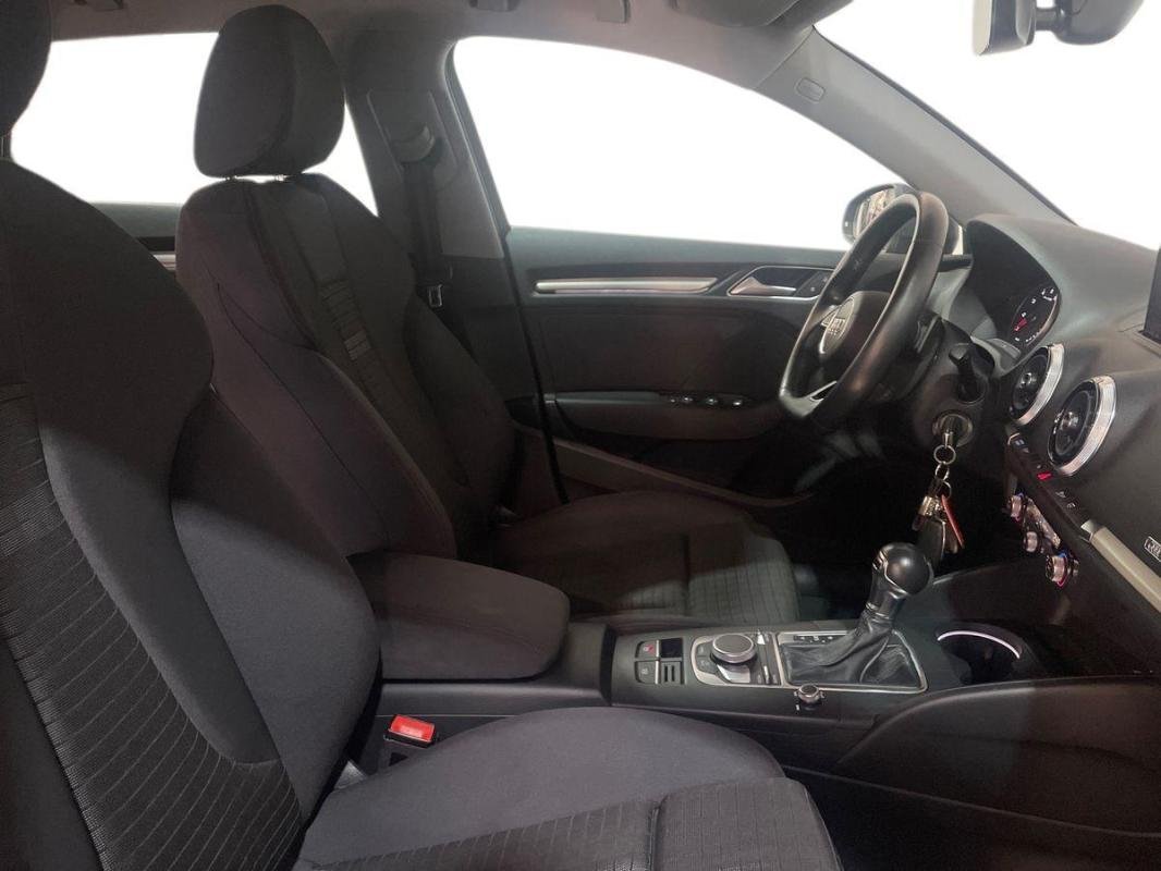 Audi A3 sportback - Photo 13