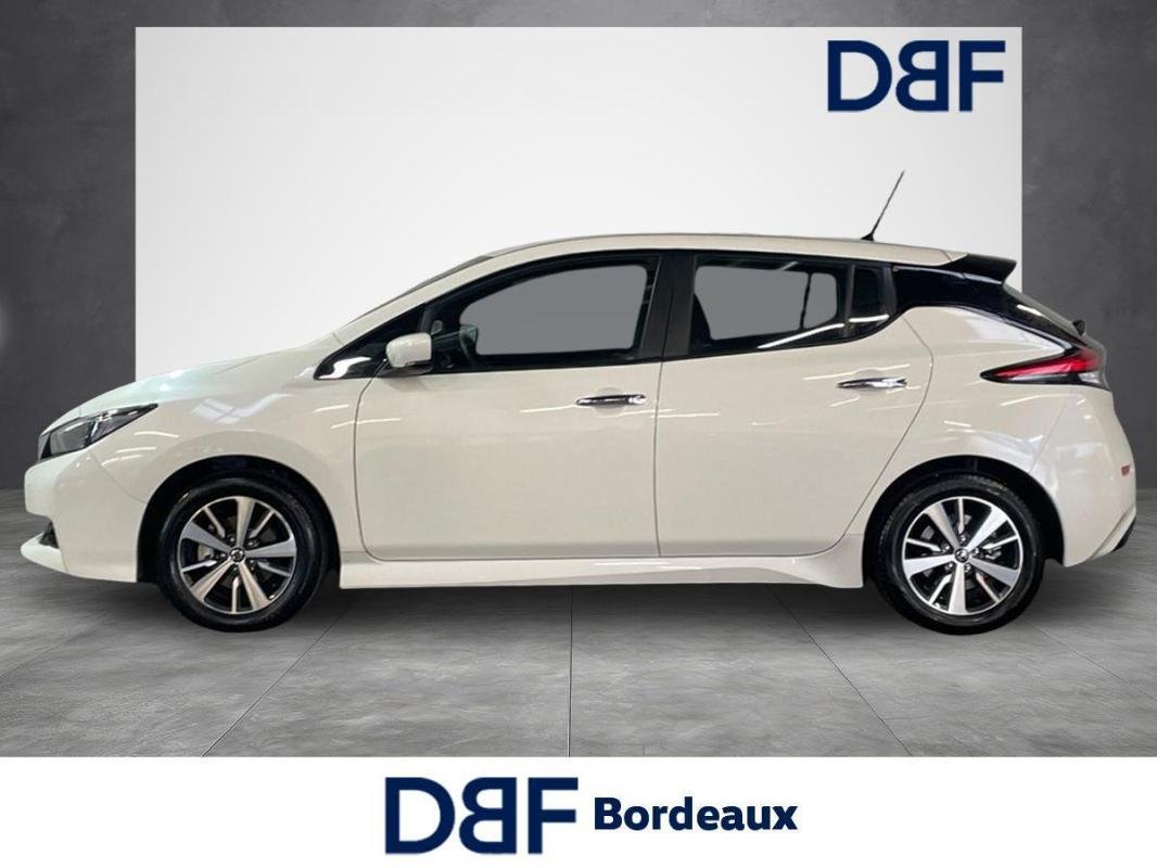 Nissan Leaf - Photo 2