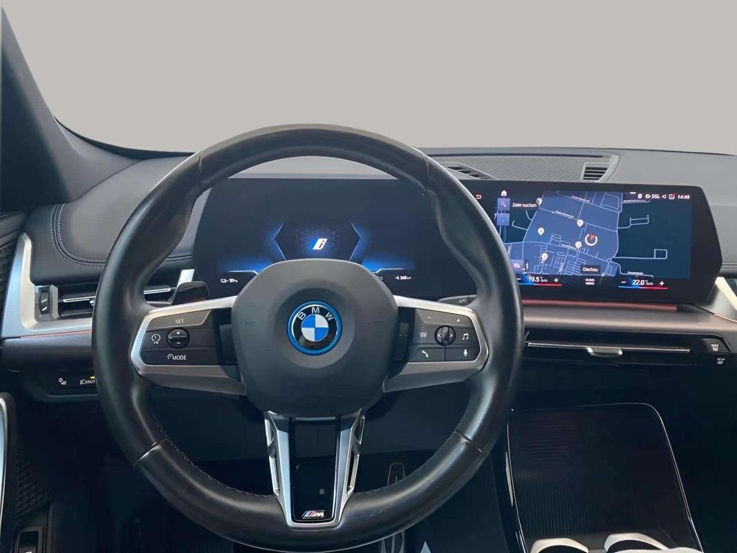 BMW iX1 - Photo 9
