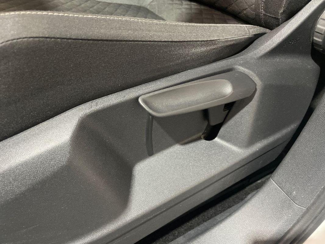 Volkswagen Tiguan - Photo 14