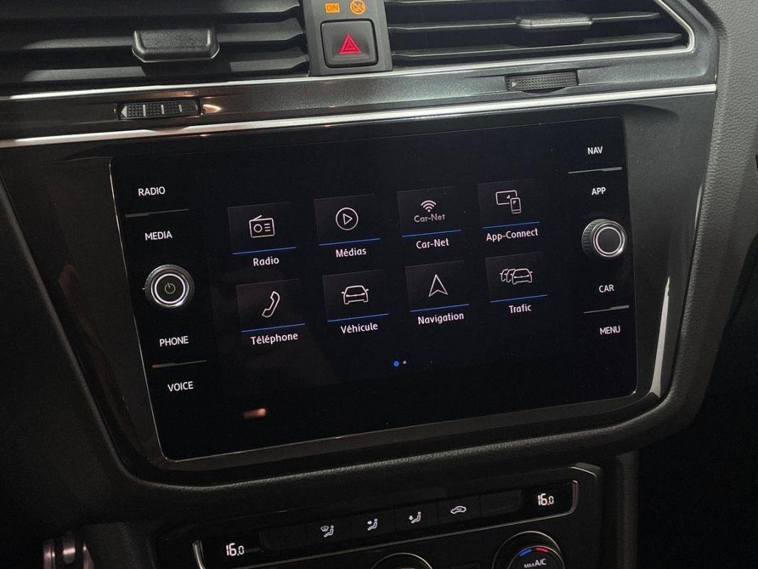 Volkswagen Tiguan - Photo 16