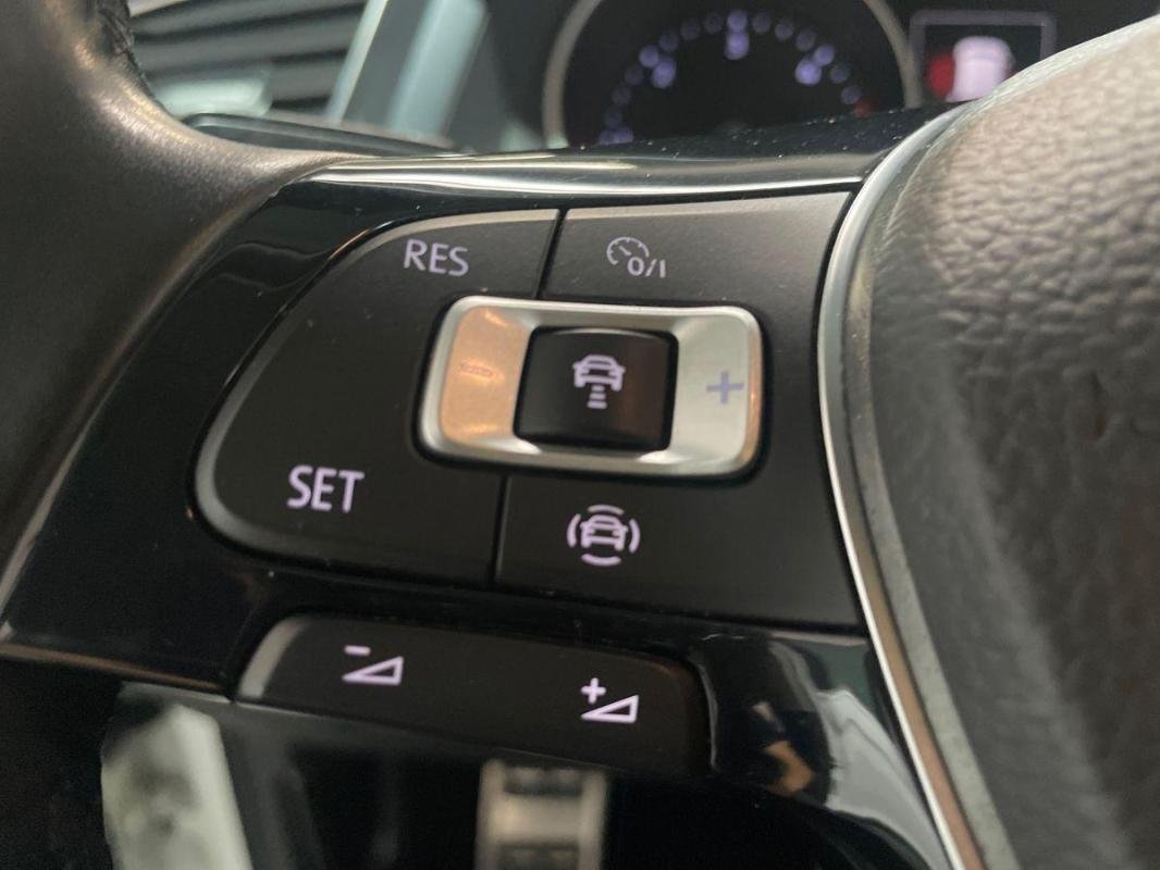 Volkswagen Tiguan - Photo 21