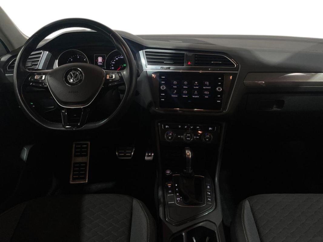 Volkswagen Tiguan - Photo 8