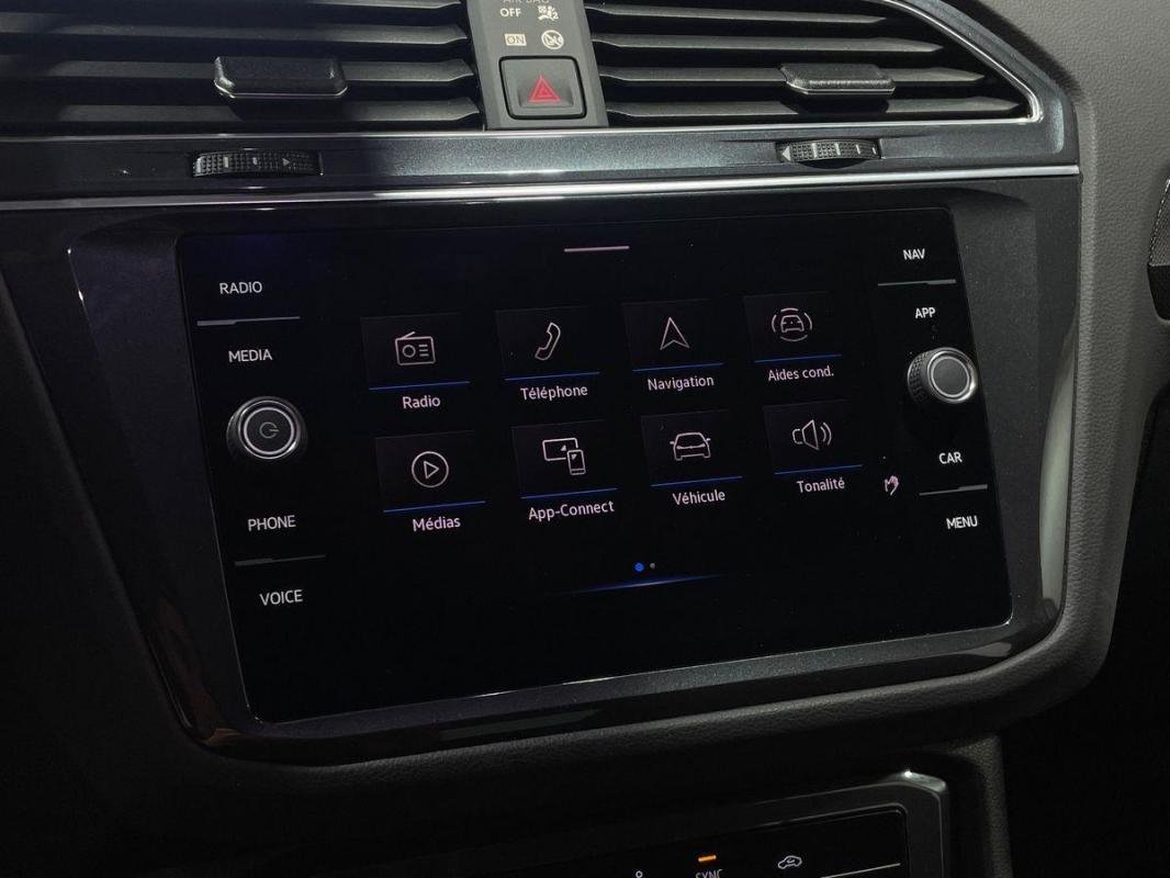 Volkswagen Tiguan - Photo 16