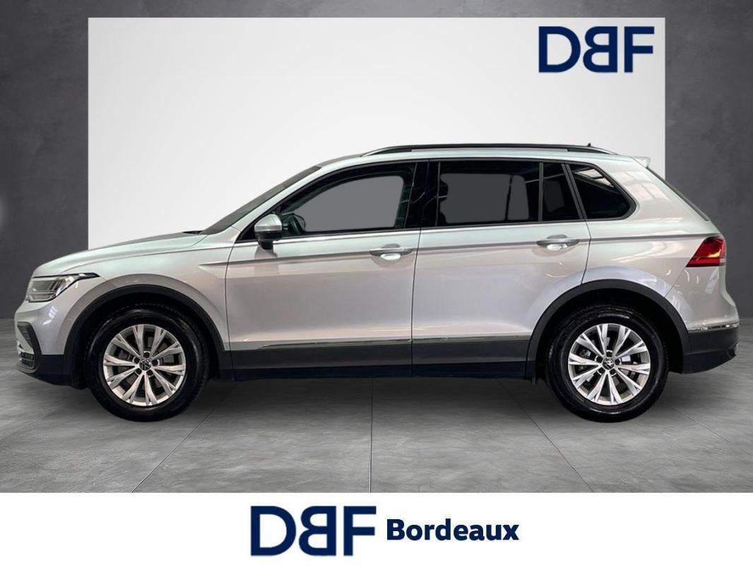 Volkswagen Tiguan - Photo 2