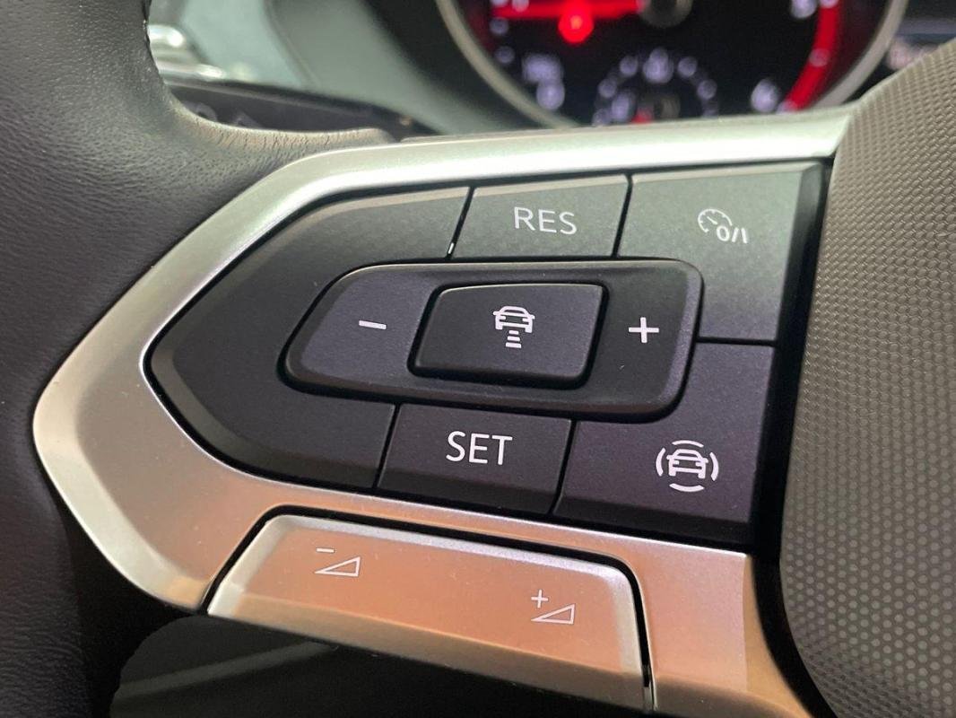 Volkswagen Tiguan - Photo 21